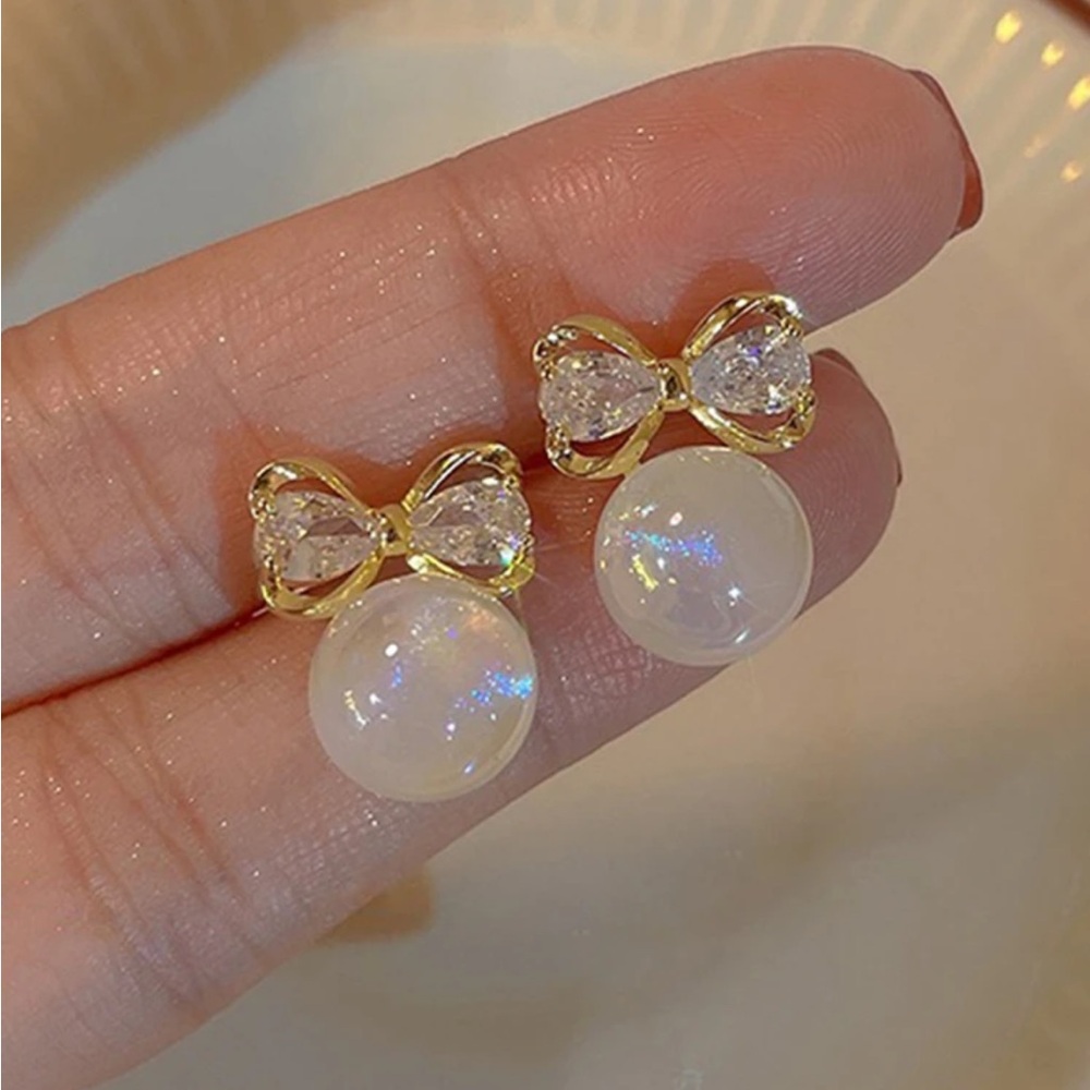Gold and White Bow Pearl Earrings